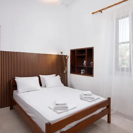 Michael&marika's Traditional House *