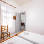 Michael&marika's Traditional House Apartament *